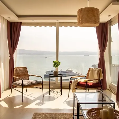 公寓 Missafir Exceptional Flat With Fascinating Sea View In Izmir